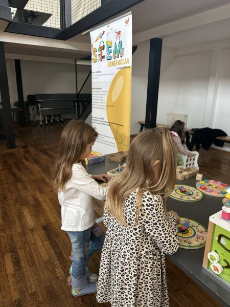 promocija-stem-podrucja-na-javnim-mjestima-stem-razmisljalica04