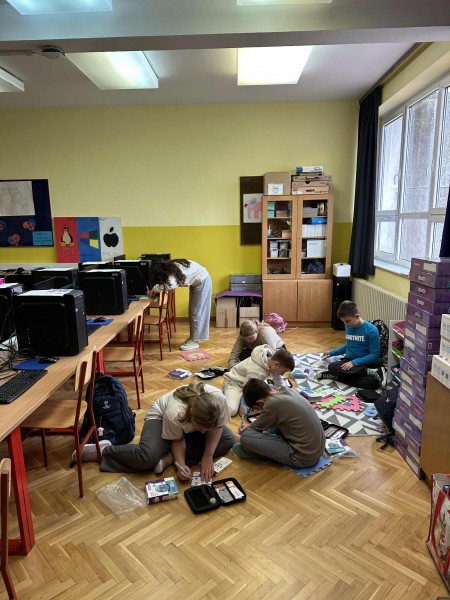 radionica-brzi-ozobot-istrazujemo-brzine02