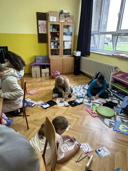 radionica-brzi-ozobot-istrazujemo-brzine07